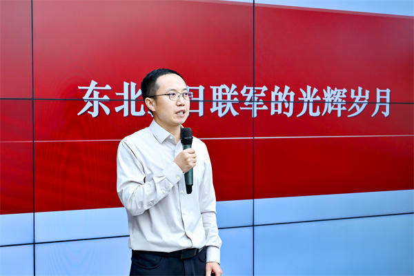 方瑞华老师_副本.jpg