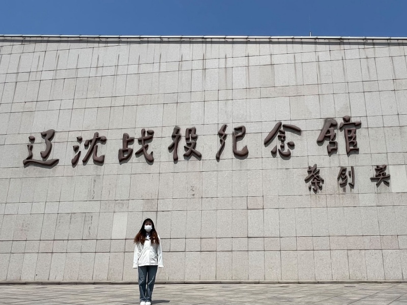 1764032737887078.jpg 2场馆正门合照_副本.jpg